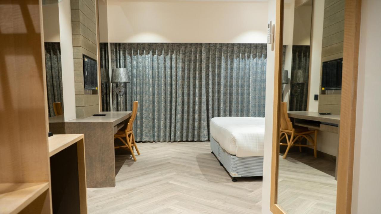 Clarks Inn Suites Kangra Εξωτερικό φωτογραφία