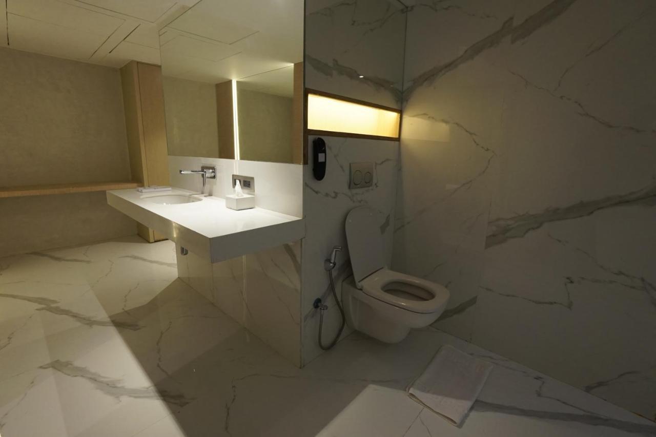 Clarks Inn Suites Kangra Εξωτερικό φωτογραφία